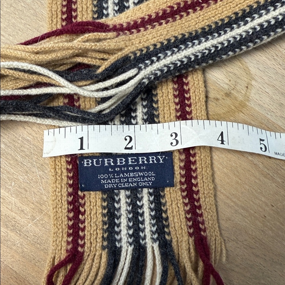 Authentic Long Skinny Burberry Wool Scarf with Fringe - Picture 7 of 7